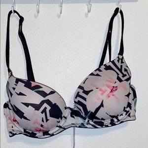 Victorious Secret bra
